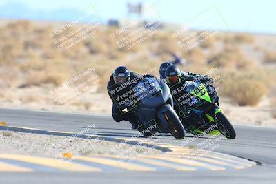 media/Jan-10-2025-CVMA Friday Practice (Fri) [[489e0da257]]/Group 4 and Trackday/Session 4 (Turn 16)/